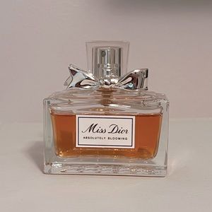 Dior Miss Dior Absolutely Blooming